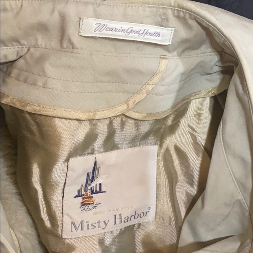 Misty Harbor lined trench coat - Picture 7 of 9